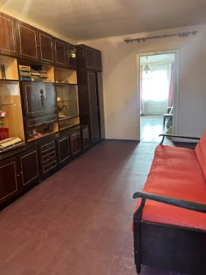 Продаж 3-кімнатної квартири, Вул. Чарівна