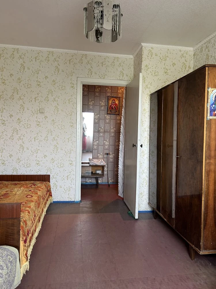 Продаж 3-кімнатної квартири, Вул. Чарівна