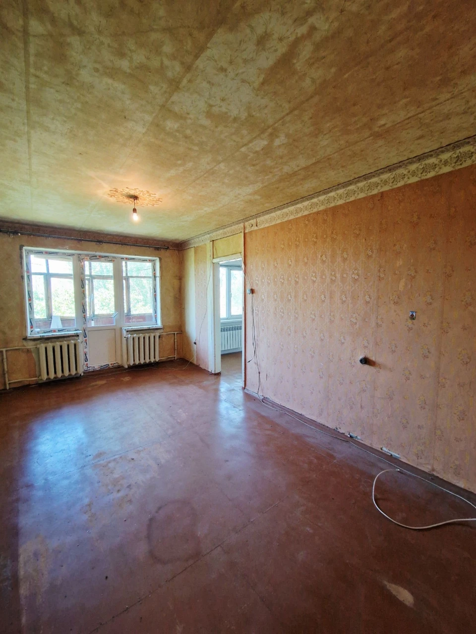 Sale of a 2-room apartment in Kropivnytsky!