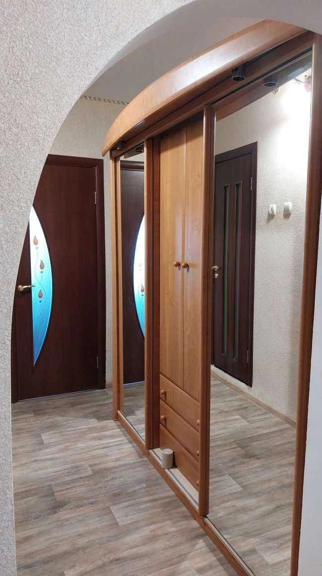 Продається 1 квартира 42 квадратных метра Східний 1