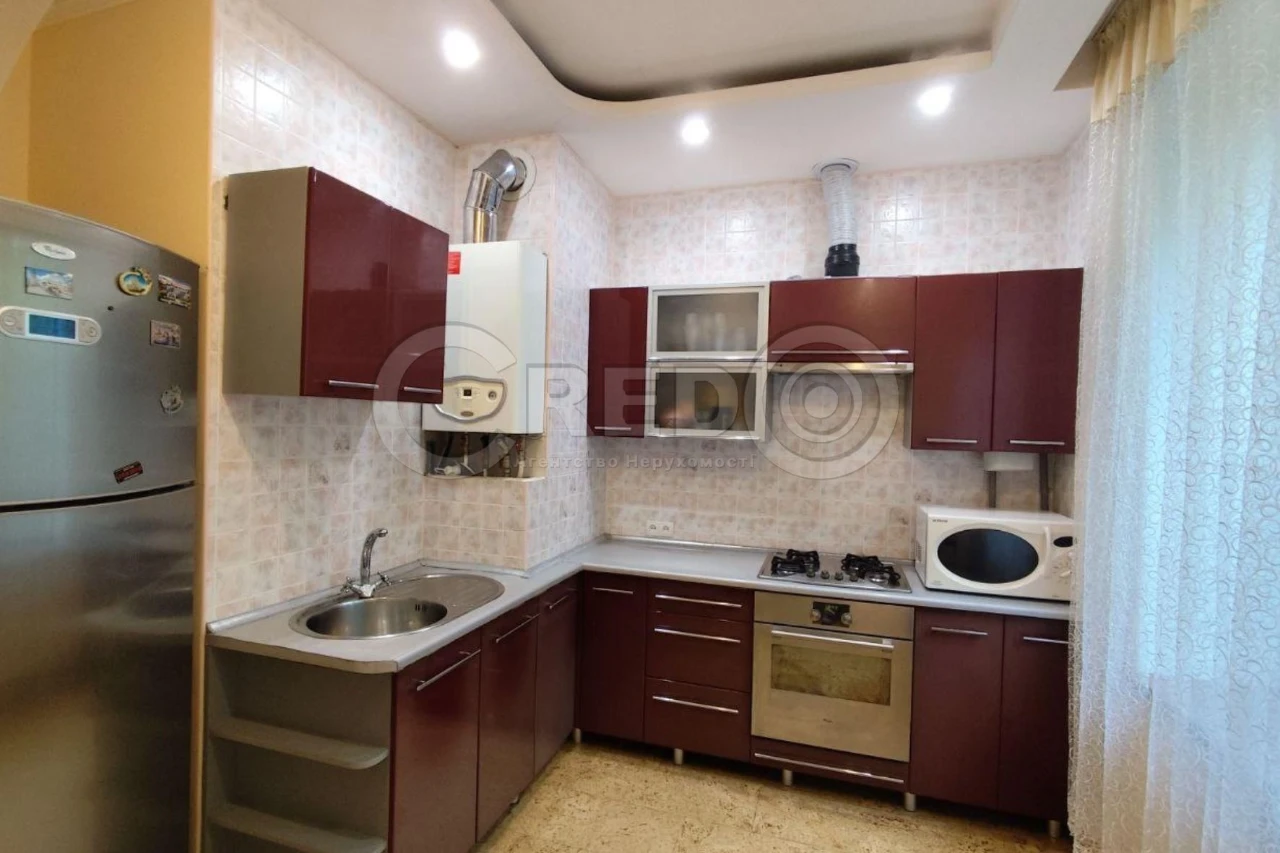 Sale of a large 3-room apartment with "autonomous heating". Pokrovsk
