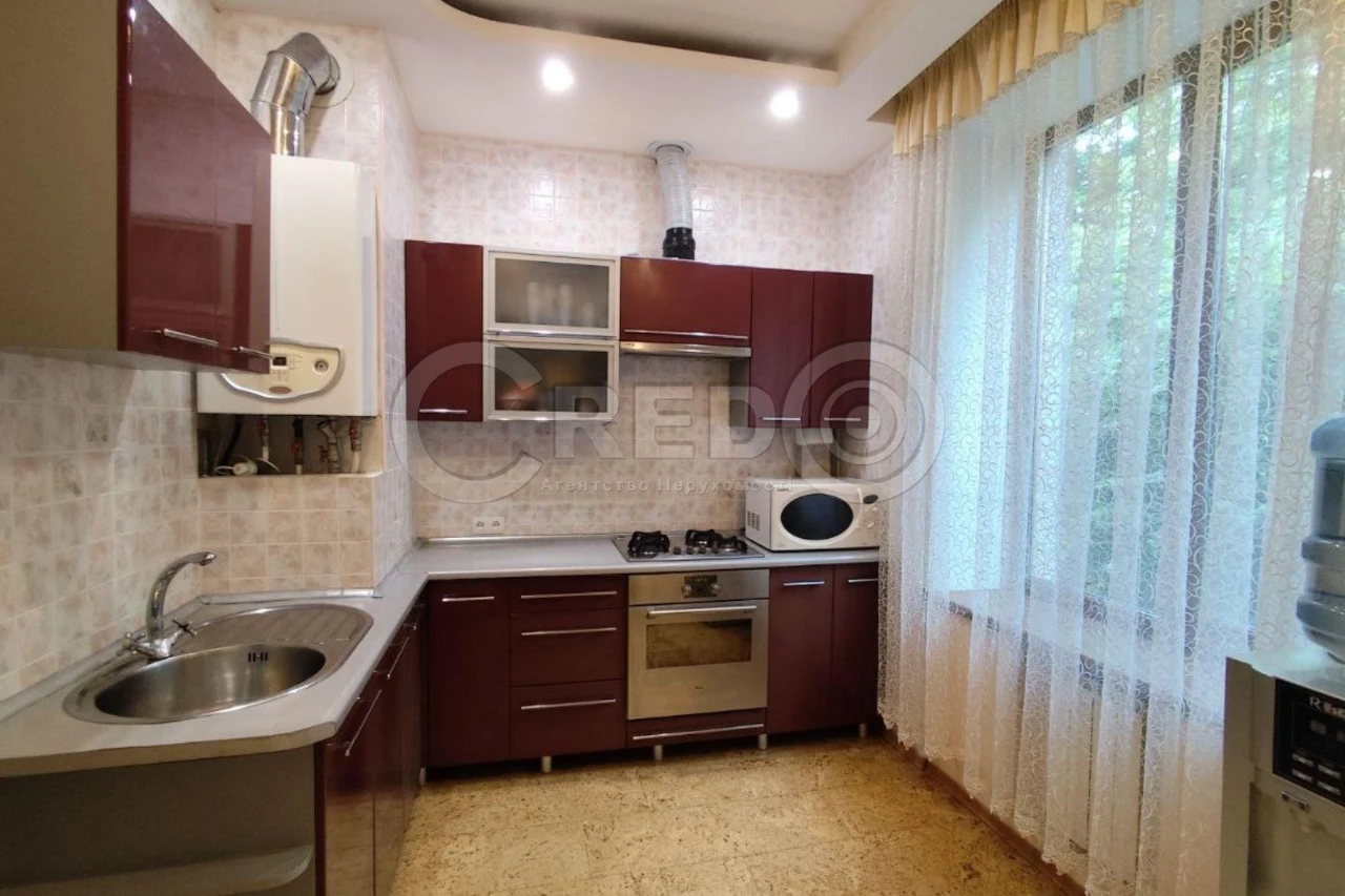 Sale of a large 3-room apartment with "autonomous heating". Pokrovsk