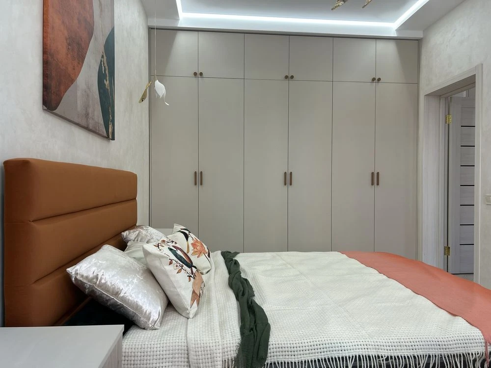 For Sale: Luxurious 2-room apartment in the heart of Kryvyi Rih