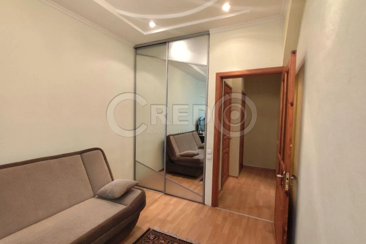 Sale of a large 3-room apartment with "autonomous heating". Pokrovsk