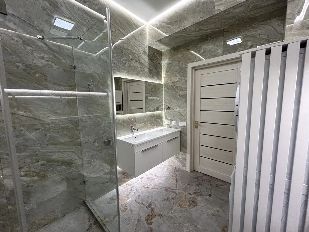 For Sale: Luxurious 2-room apartment in the heart of Kryvyi Rih