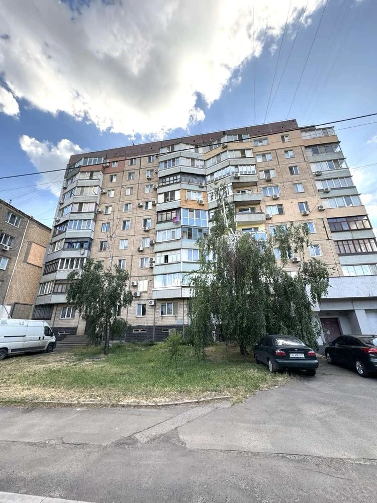 Продам 3 комнатную чешку, 97 квартал, пр.Гагарина