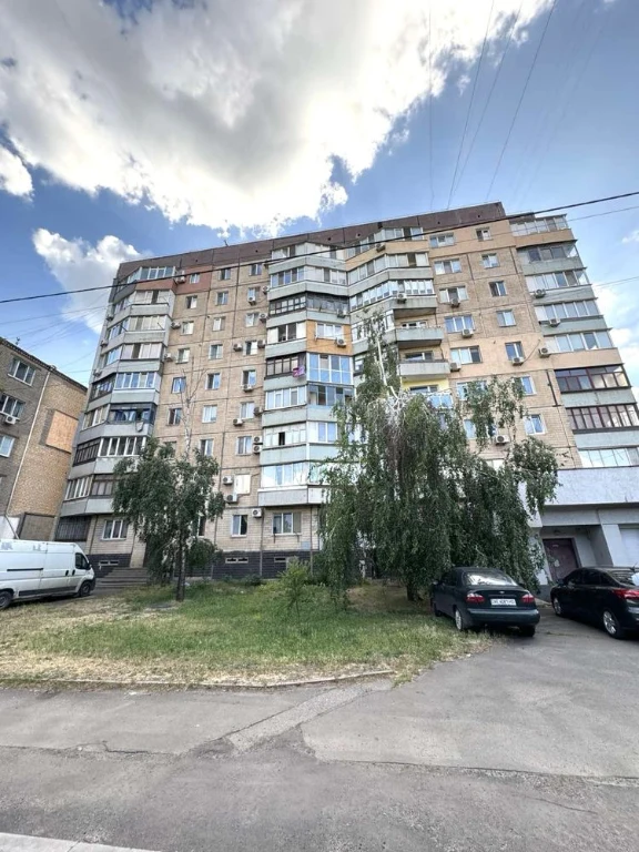Продам 3 комнатную чешку, 97 квартал, пр.Гагарина