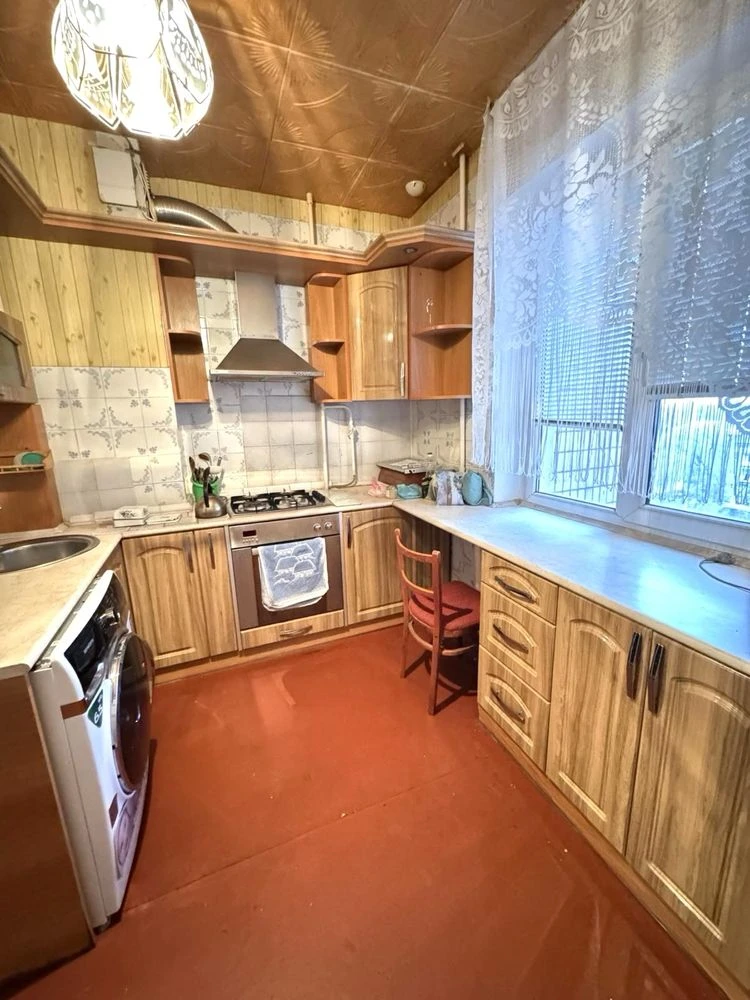 Продам 3 комнатную чешку, 97 квартал, пр.Гагарина