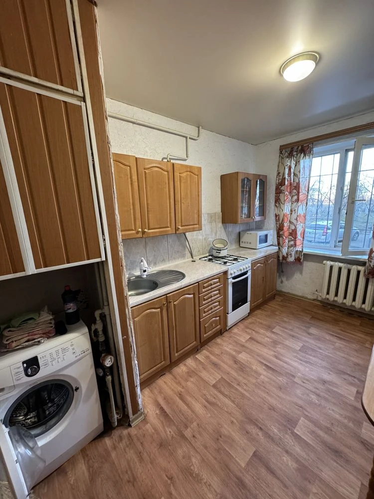 Продается 3-комнатная квартира на Карачунах, рядом с АТБ