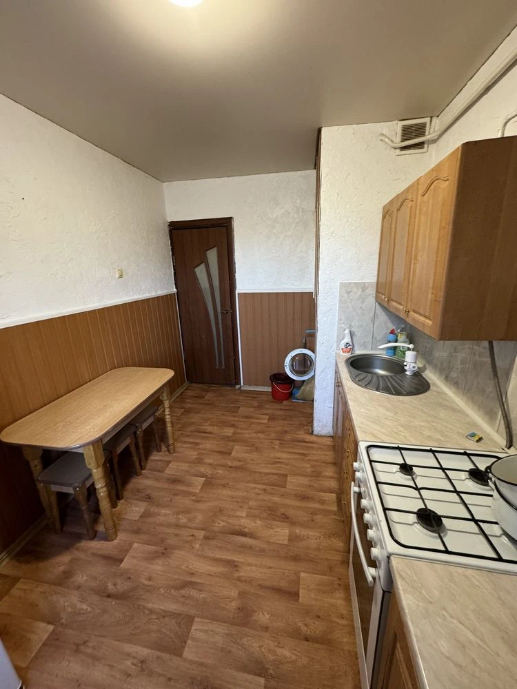 Продается 3-комнатная квартира на Карачунах, рядом с АТБ