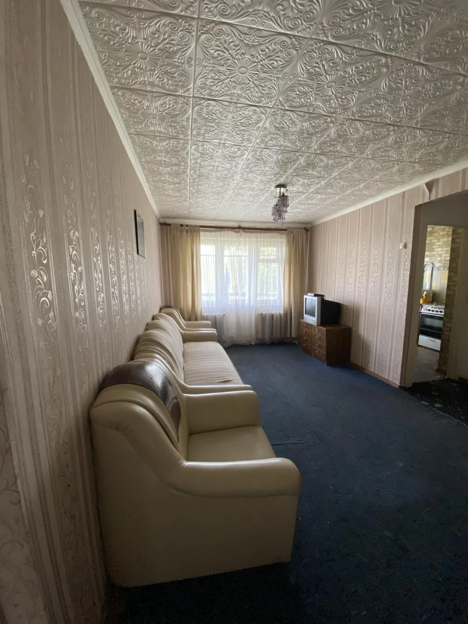 Квартира в 44 квадратних метрах (16-й этаж).