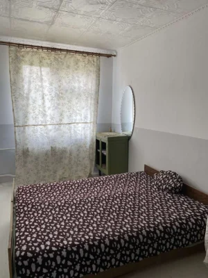 Квартира в 44 квадратних метрах (16-й этаж).