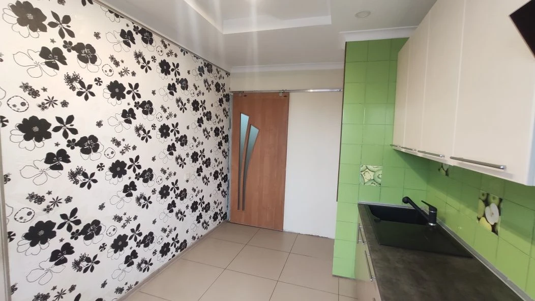 For sale, apartment on Positive Street 2