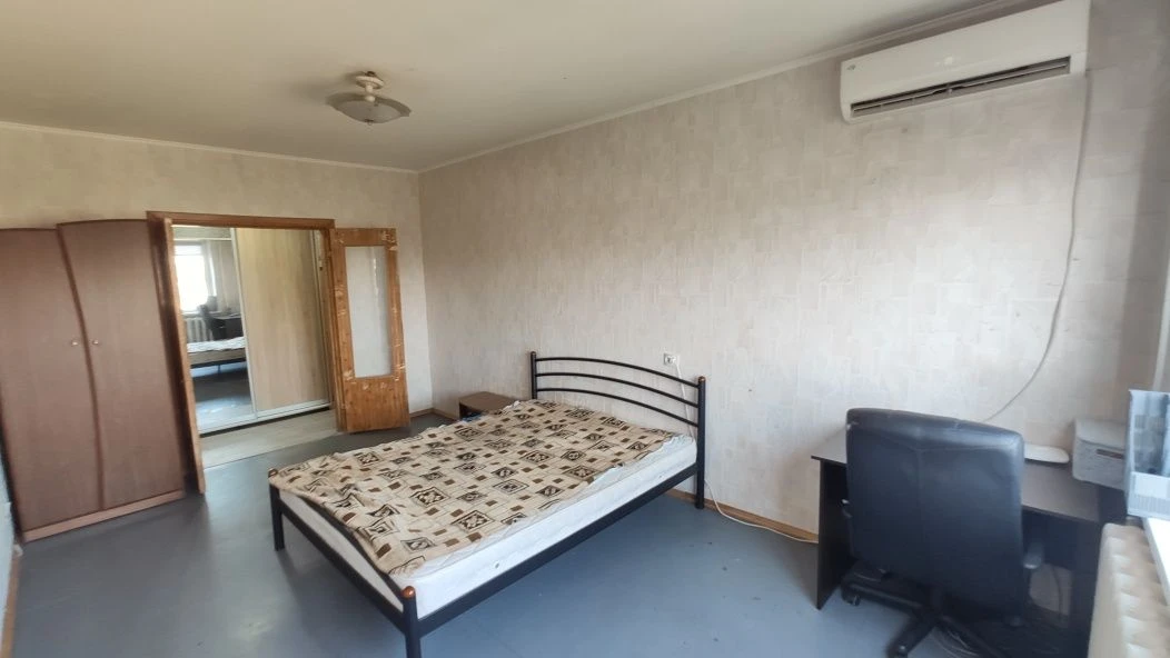 For sale, apartment on Positive Street 2