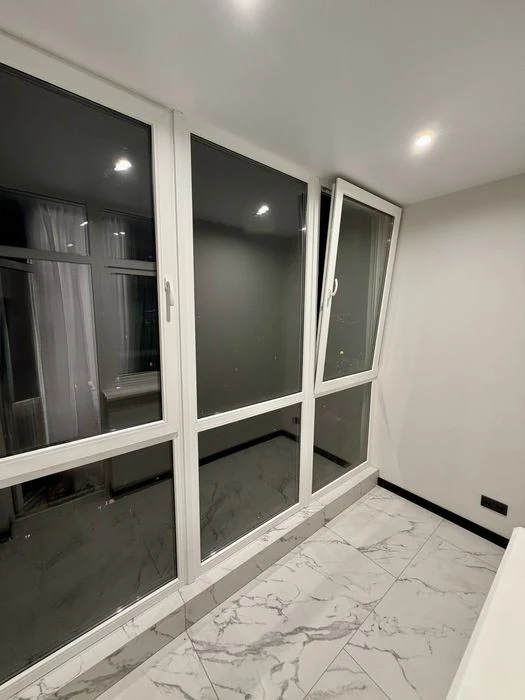 For sale NEW 42 m² modern apartment Darnytskyi district, 5 minutes from