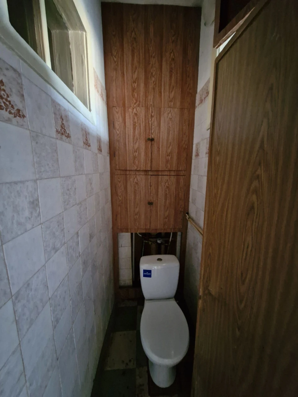 Продажа 2-х комнатной квартиры. Старый дом.