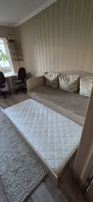 3-room apartment for sale on Gornyatskom