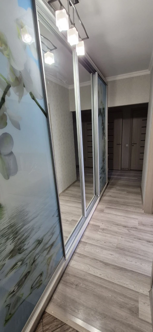 3-room apartment for sale on Gornyatskom