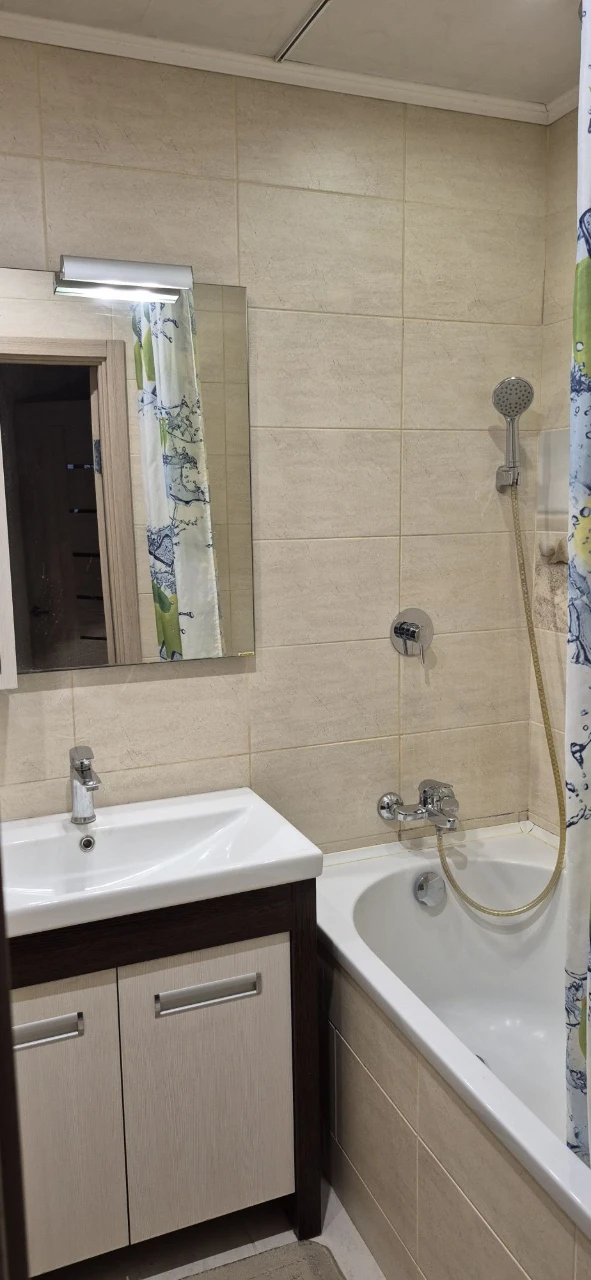 3-room apartment for sale on Gornyatskom