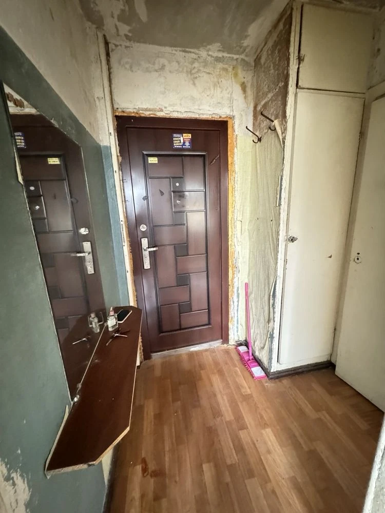Продаю 1 комнатную квартиру, малосемейка, ул.Покровская, Юби