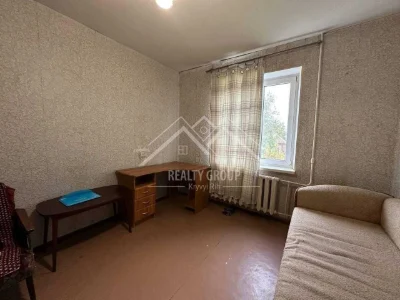 Продажа 2-комнатной квартиры в районе ЦМ (Карнаватка)