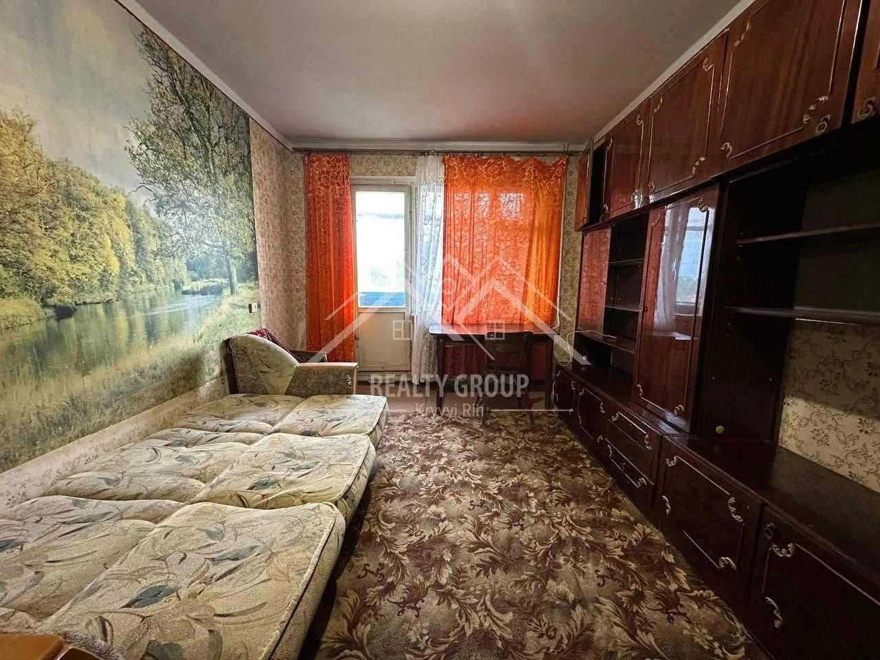 Продажа 2-комнатной квартиры в районе ЦМ (Карнаватка)