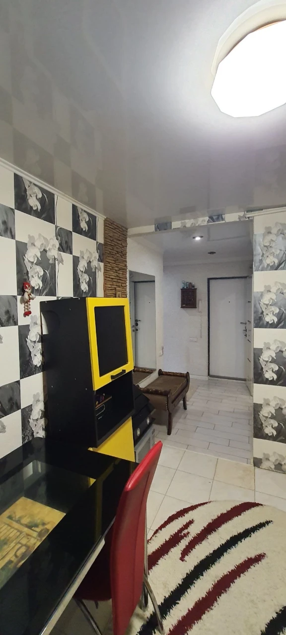 Residential Certificate! Street of Charming, renovated, large kitchen