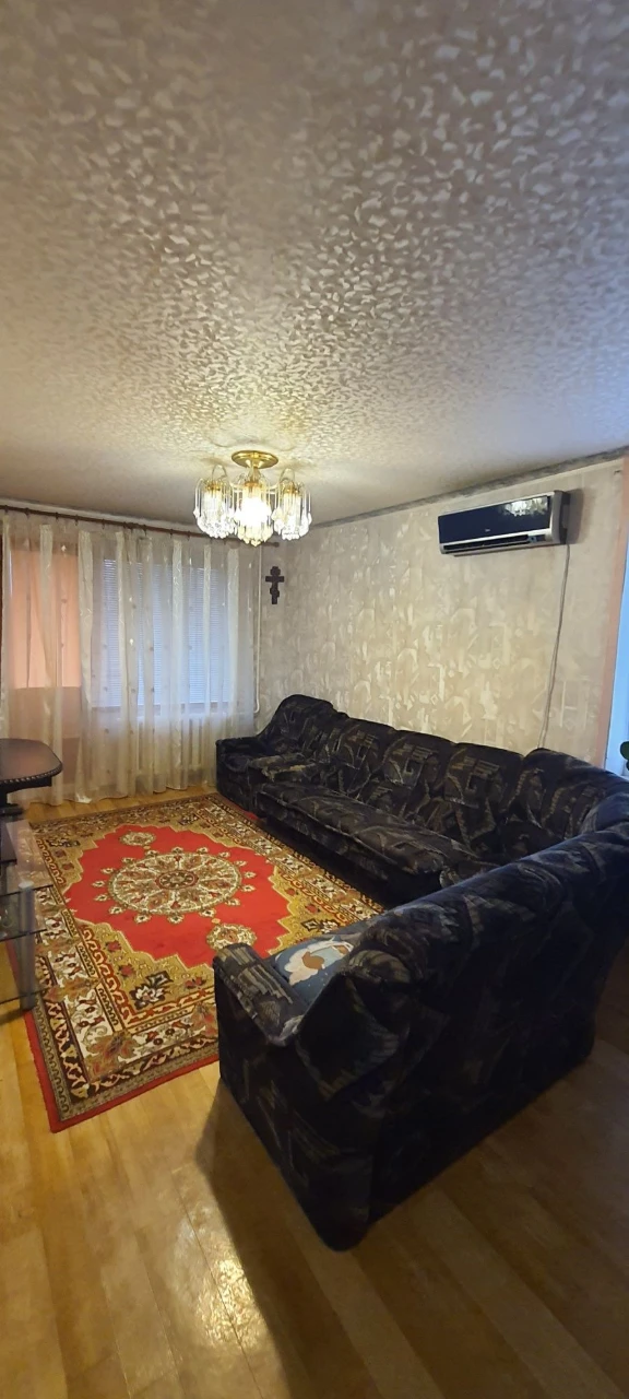 Residential Certificate! Street of Charming, renovated, large kitchen
