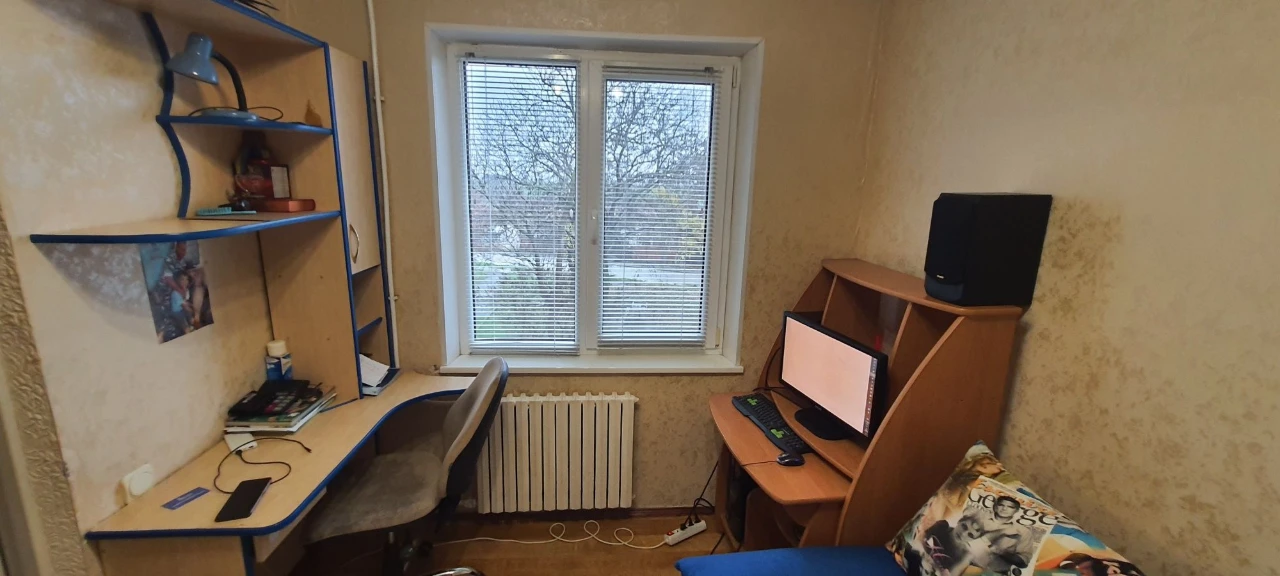 Residential Certificate! Street of Charming, renovated, large kitchen