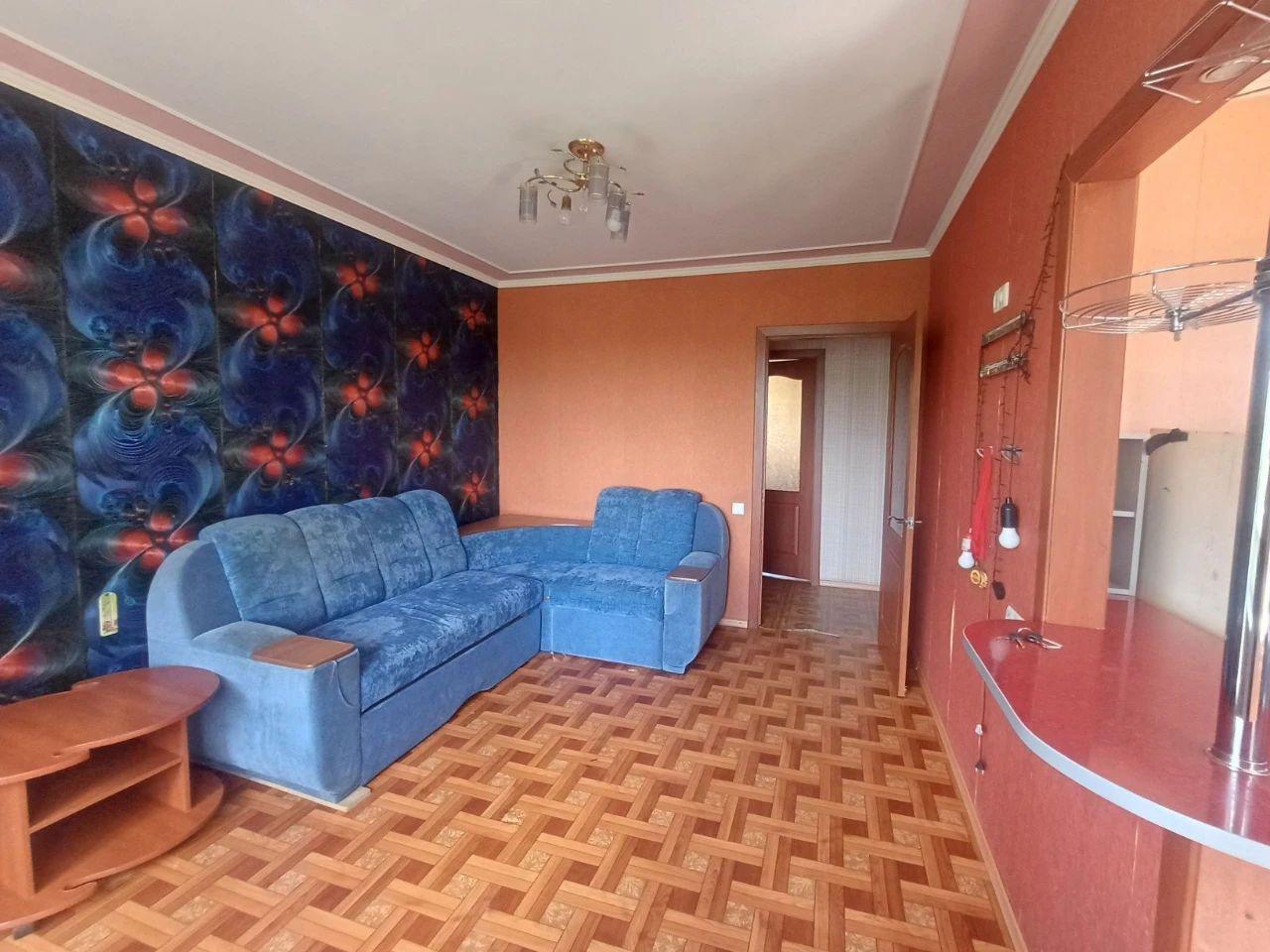 Your COMFORT on Mira Avenue, INDEPENDENT + furniture, come and live