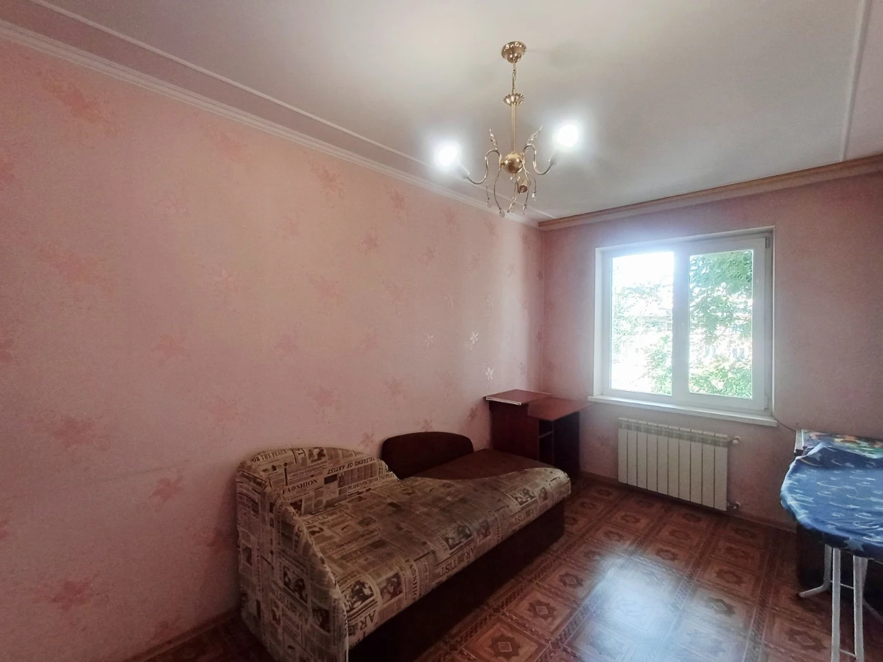 Your COMFORT on Mira Avenue, INDEPENDENT + furniture, come and live