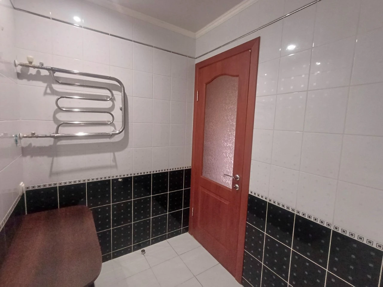 Your COMFORT on Mira Avenue, INDEPENDENT + furniture, come and live