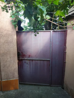 For sale or exchange: Part of a house