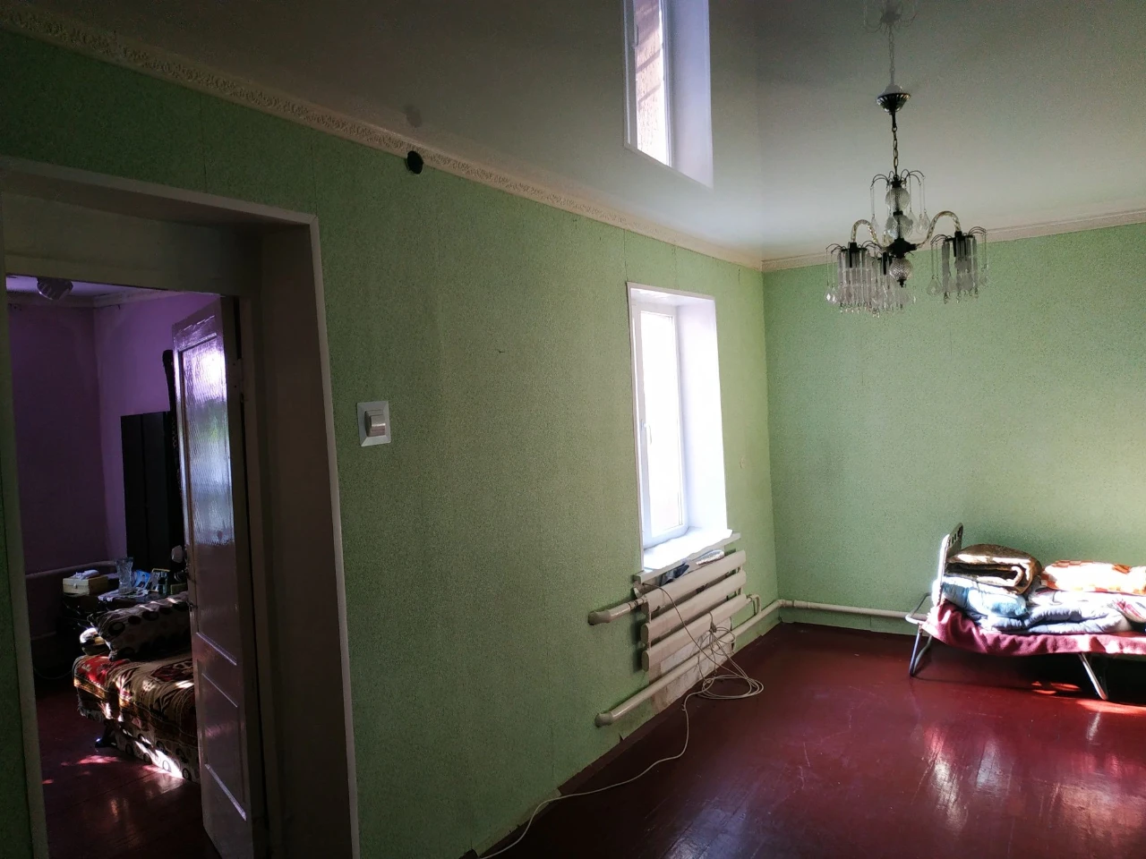 For sale or exchange: Part of a house