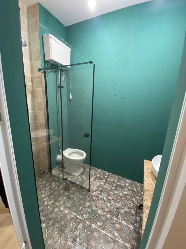 Продам квартиру з ремонтом, біля річки, 110,4 м.кв, поряд з