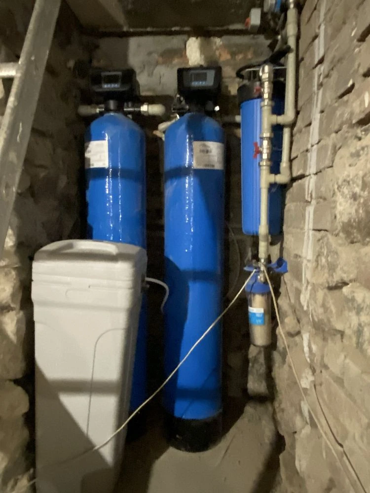 Продам квартиру з ремонтом, біля річки, 110,4 м.кв, поряд з