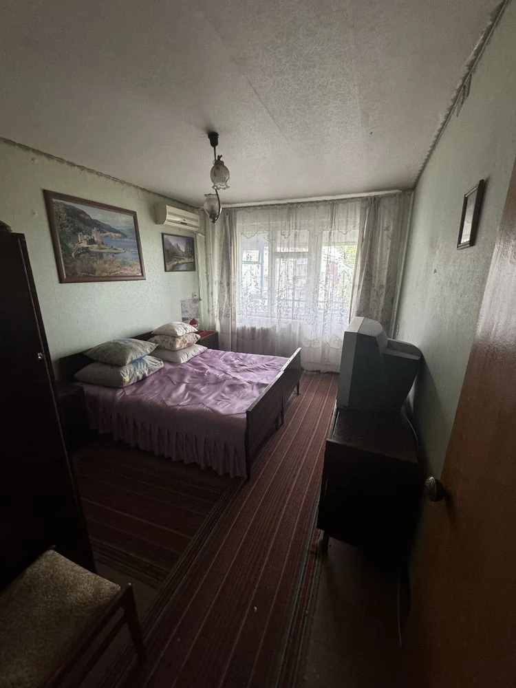 3-room apartment, always has light, Dnepr Shosse