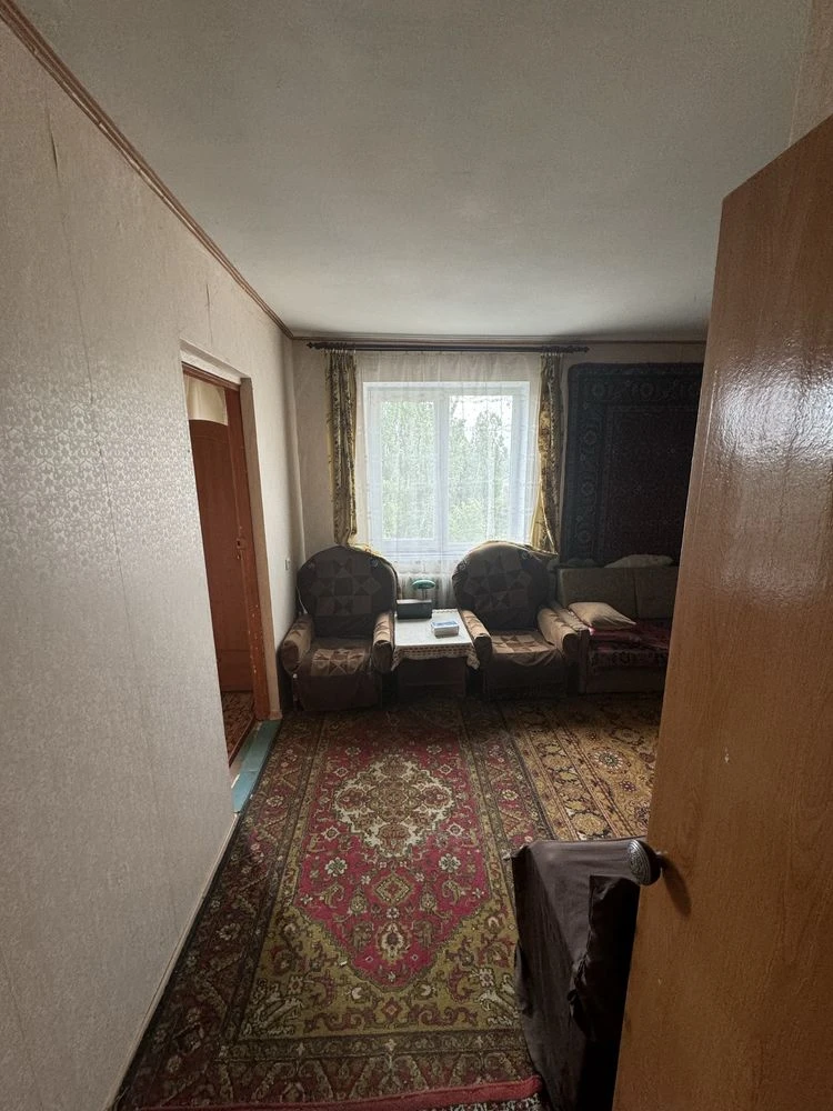 3-room apartment, always has light, Dnepr Shosse