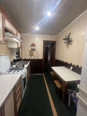 For sale: 3-room apartment at 5 Tupoleva Street.