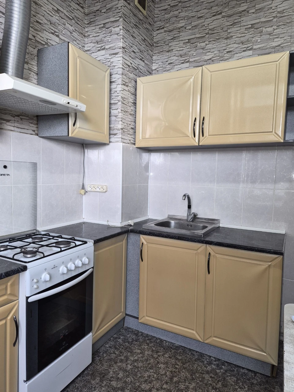 Продам 2х комн квартира стал у. Сичеславская Спецпроект райо