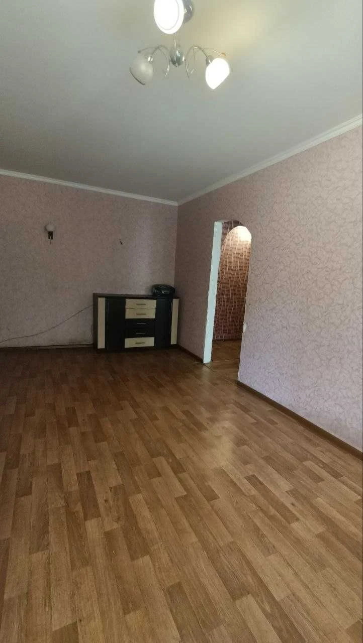 Продається 3-кімнатна квартира в Інгульці, Кривий Ріг