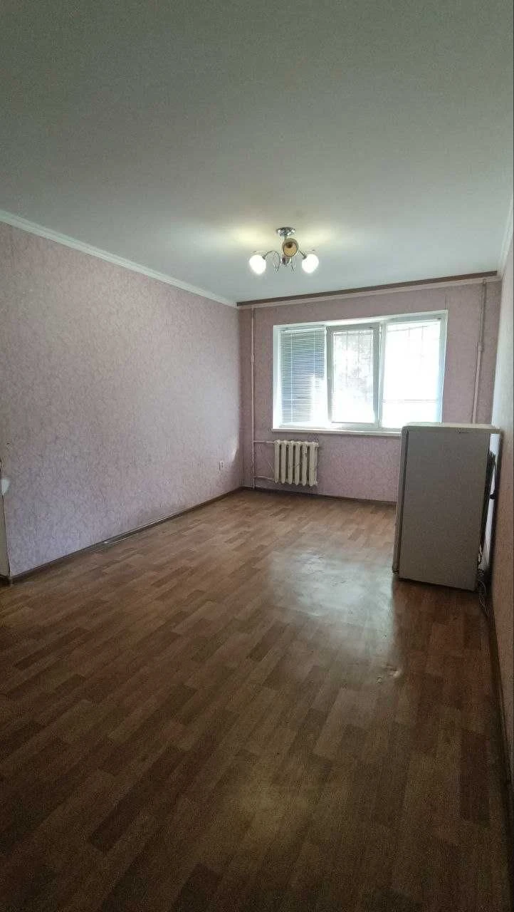 Продається 3-кімнатна квартира в Інгульці, Кривий Ріг