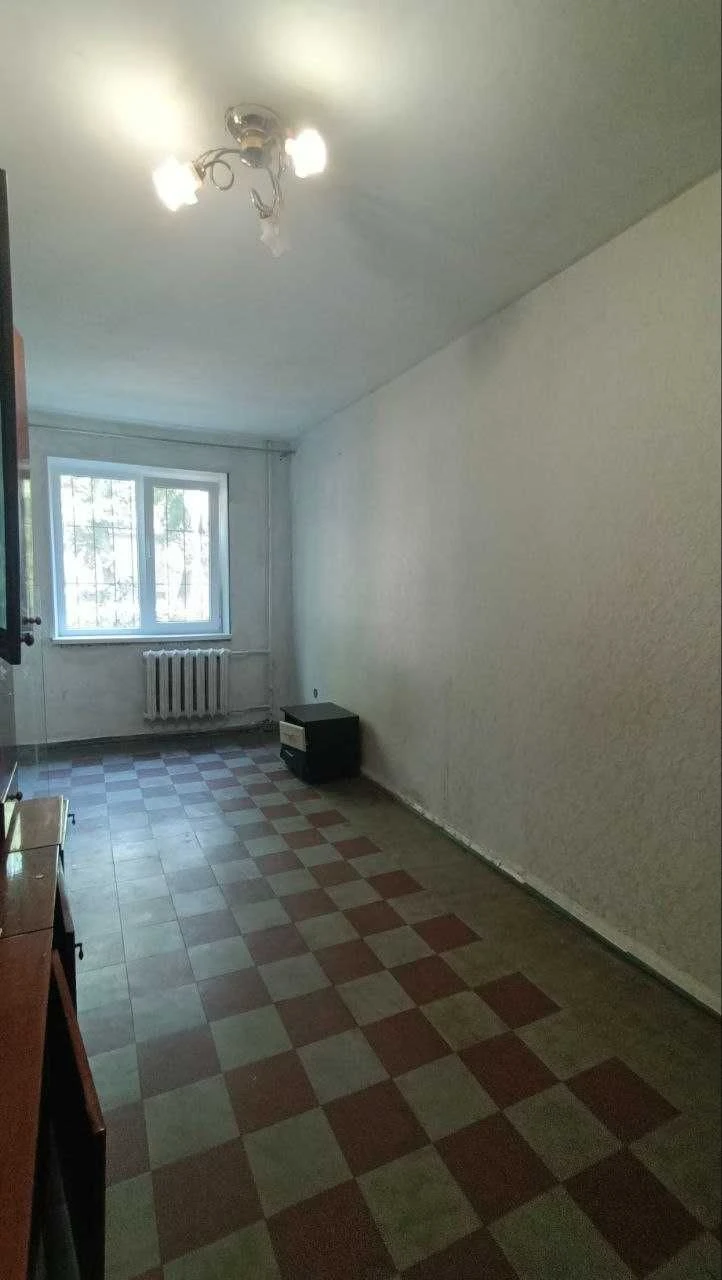 Продається 3-кімнатна квартира в Інгульці, Кривий Ріг