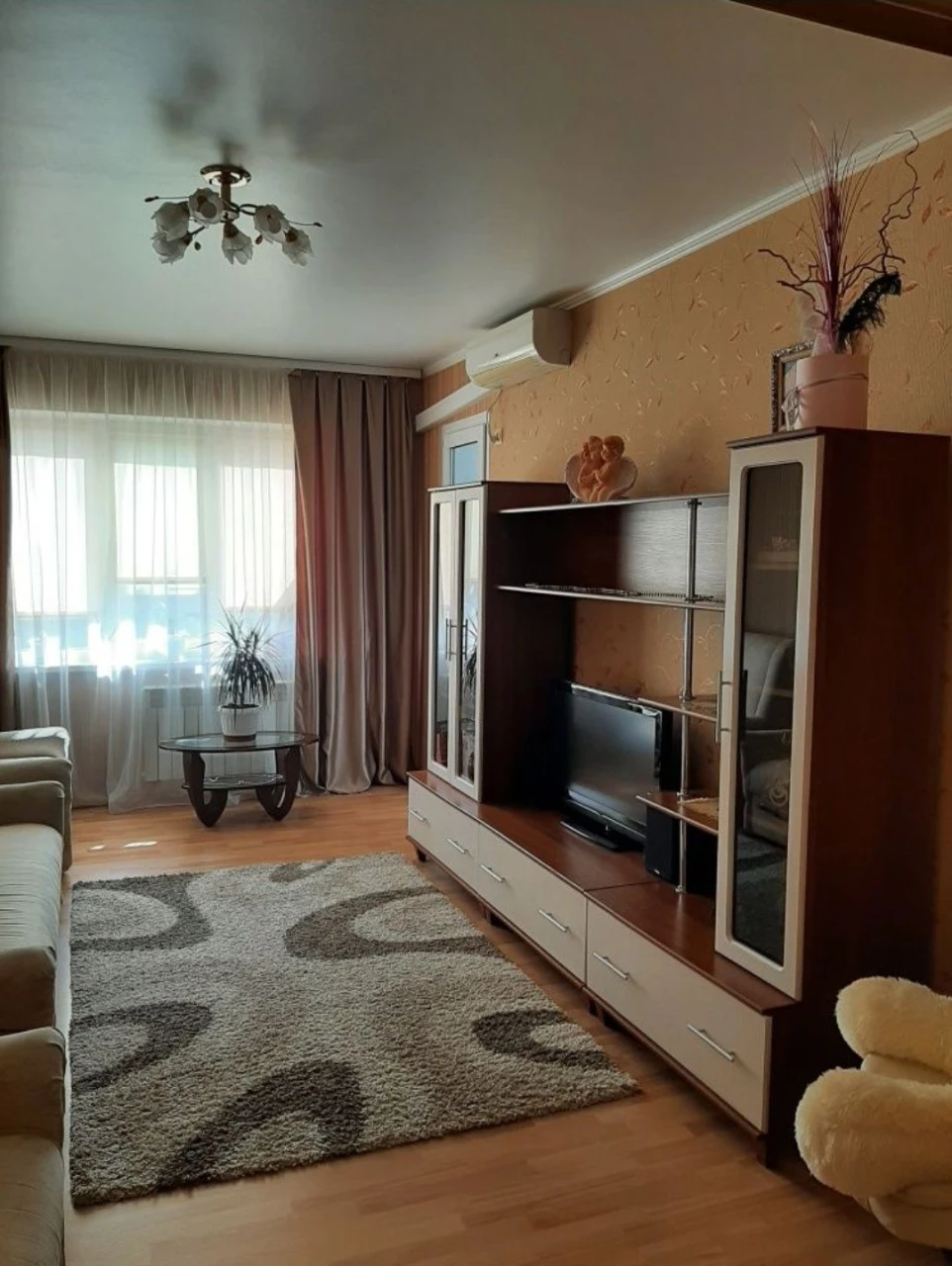 Квартира, 3 комнаты, 97 кв. Гагарина, центр