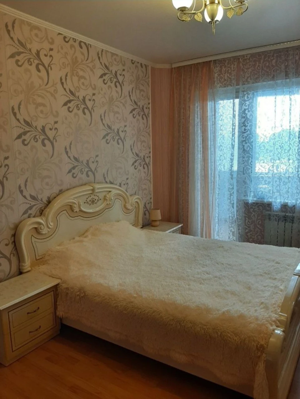 Квартира, 3 комнаты, 97 кв. Гагарина, центр