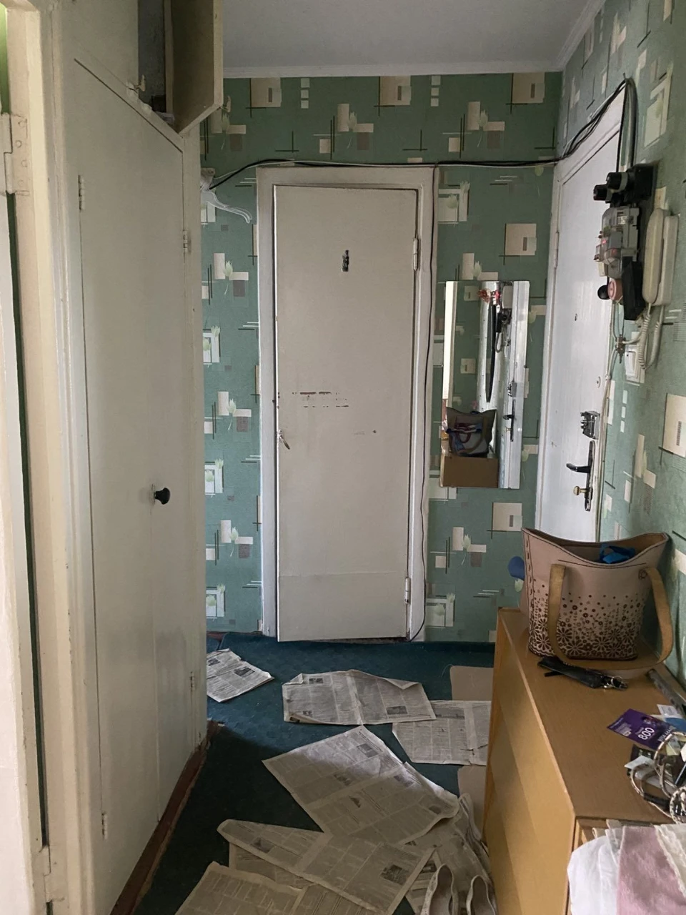 Three-room apartment near Terry, 4 Zarychny 2nd floor.