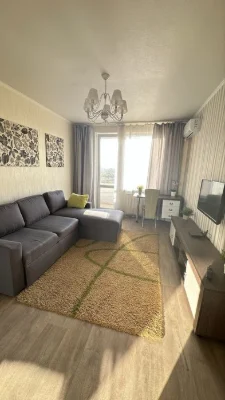 1-room apartment near the Akademika Pavlova metro station - come in and