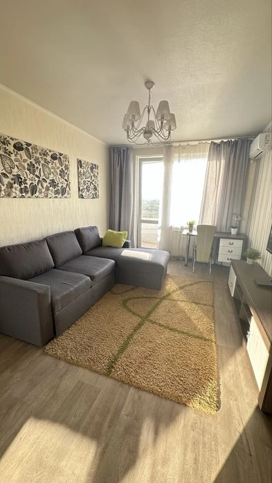 1-room apartment near the Akademika Pavlova metro station - come in and