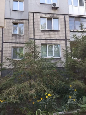 Продам 3х комнатную квартиру. Югок.