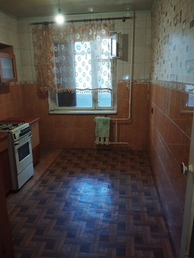 Продам 3х комнатную квартиру. Югок.